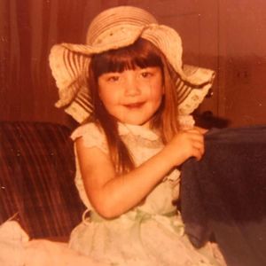 Meet your Posher, April